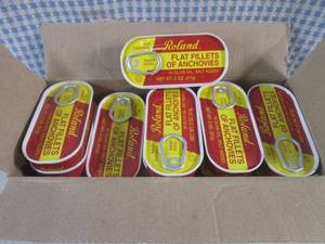 (B-2) Box of 25 Cans Flat Fillets o...