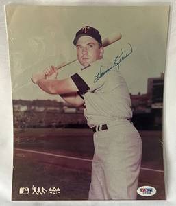 lot 7B image: Harmon Killebrew Signed 8x10 Photo with PSA DNA COA - Minnesota Twins Baseball