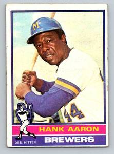 lot 22C image: Hank Aaron 1976 Topps #550 Vintage Baseball Card
