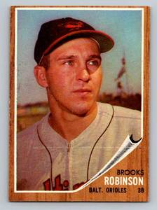 lot 91 image: 1962 Topps Brooks Robinson #45 Vintage Baseball Card