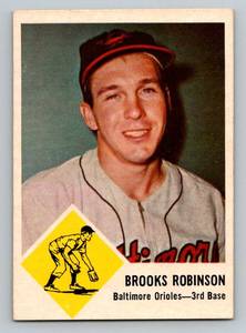 lot 94 image: 1963 Fleer Brooks Robinson #4 Vintage Baseball Card