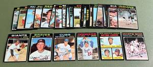 lot 74C image: 1971 Topps 31 Card Vintage Baseball Lot wStars - Marichal, Niekro, Wilhelm, Sutton, Yaz, John