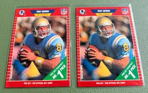 lot 97 image: Troy Aikman 2 RC Lot 1989 Pro Set #490 Rookie Football Card
