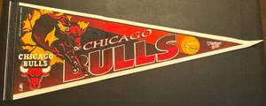 lot 40 image: Retro Chicago Bulls Basketball Pennant