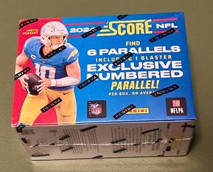 lot 53 image: 2024 Score NFL Blaster Box - Football Cards