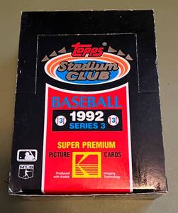 lot 60 image: 1992 Topps Stadium Club Series 3 36 Pack Sealed Cards
