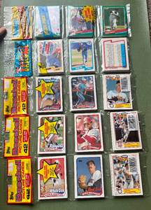 lot 196 image: (6) Baseball Rack Packs - (3) 1989 Topps including Jeffries RC, Ventura RC, McGwire, 1990 Fleer and 1991 Donruss Baseball Cards
