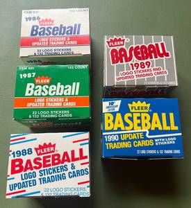 lot 194 image: 1986-1990 Fleer Update Baseball Card Sets