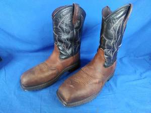 lot 31 image: Ariat Mens RigTek Waterproof Composite-Toe Western Work Black Brown Boot, Size 11
