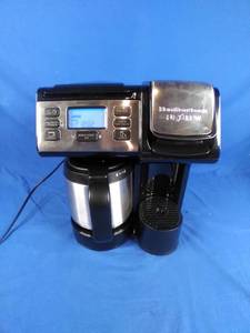 lot 86 image: Hamilton Beach FlexBrew Trio Coffee Maker with Thermal Carafe