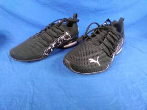 lot 97 image: New PUMA Axelion Marble Athletic Sneaker Womens Running Shoes, Size 11 Black Chalk Pink