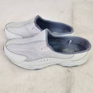 Womens White Danskin Now Slip On Shoes Casual Size 6