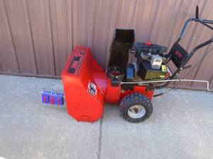 Spirit 824 snow blower with electric start. Good used condition. Tested & works. As shown.