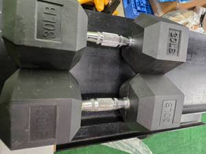 lot 65 image: 30LB Rubber Hex Dumbbell (Prince & Angies Fitness Corp- Brand, New)