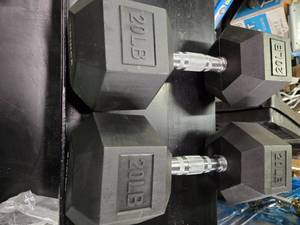 lot 66 image: A Pair of 20LB Rubber Hex Dumbbell ( Prince & Angies Fitness Corp-Brand, New)