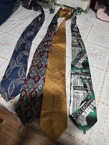 lot 38 image: Four High Profile Brand Neckties  ( Requirements, Colours alexander Jullian, Daniel De Fasson and Keith Daniels  Neckties)
