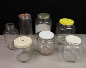 lot 236 image: Collectible Tobacco Jars Etc
