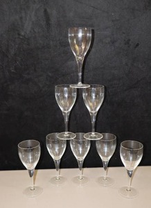 lot 241 image: Vintage Crystal Draped Stemware Barware Wine Glasses Set of 8