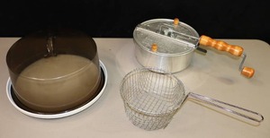 lot 259 image: Vintage Theater Popcorn Popper High Temperature, Plastic Covered Cake Pie Server Etc