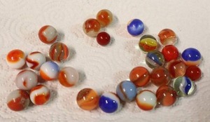 lot 261D image: Vintage Marble Collection  27 Red-White-Blue Milk-Glass RWB Cat-Eye Vitro Swirl Etc