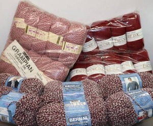 lot 327 image: Bulk Quality Yarn Hayfield Champian Tweeds DK, Plymouth Yarn Encore DK, Bernat DenimStyle