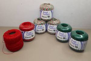 lot 350 image: Crochet Thread Aunt Lydias Classic 10