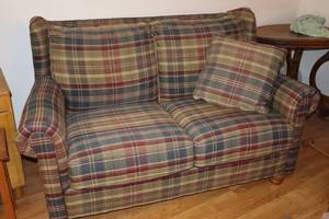 lot 370 image: Cochrane Soar Firm LoveSeat in Plaid Blue-Green-Burgundy Tones