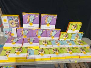 lot 322 image: LOT OF 25 Sunsquad Pool Inflatables