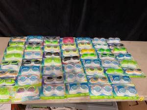 lot 336 image: LOT OF 53 Speedo Goggles