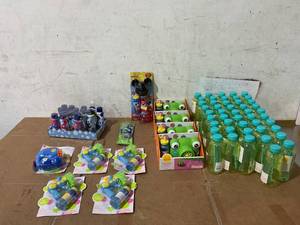 lot 211 image: LOT OF Bubbles and Accessories