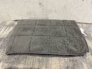 lot 132 image: Sherpa Weighted Blanket for All Season,Both Sides Grey 15Lbs, 60 x 80 inches, Reversible Velvet Soft Plush Weighted Blanket for Adult Better Sleep