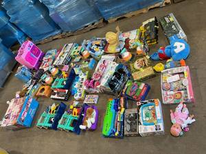 lot 97 image: Wholesale Pallet of Childrens Toys