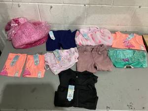 lot 416 image: LOT OF 10  Girls Clothing, Size 3T