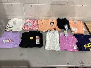 lot 426 image: LOT OF 10 Girls Clothing, Size XL (14)