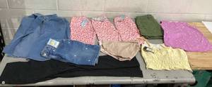 lot 436 image: LOT OF 12 Girls Clothing, Size L (1012)