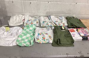 lot 441 image: LOT OF 11 Girls Clothing, Size L (1012)