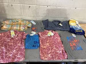 lot 444 image: LOT OF 8 Boys Clothing, Size XS (45)