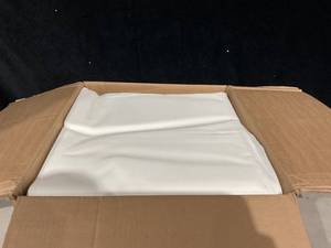 lot 373 image: Pacific Blue Select A300 Disposable Patient Care Bath Towel by GP PRO (Georgia-Pacific),12-Fold, White, 80540,1 Box of 200 Towels