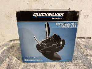 lot 65 image: Quicksilver Black Diamond 3 Blade Propeller 12.5 Dia X 23 Pitch, Right Hand