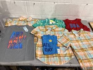 lot 455 image: LOT OF 7 Boys Clothing, Size M (8)