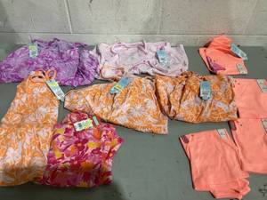 lot 456 image: LOT OF 10 Girls Clothing, Size 5T