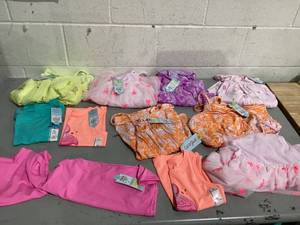 lot 460 image: LOT OF 12 Girls Clothing, Size 5T
