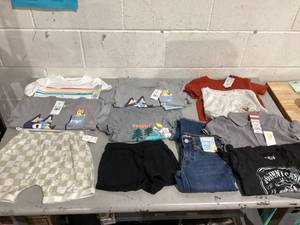 lot 470 image: LOT OF 11 Boys Clothing, Size 5T