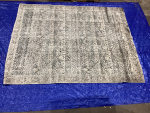 lot 559 image: Better Homes and Gardens Damask Multi 7ft 10in x 10ft  Area Rug