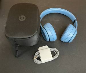lot 21 image: Beats - Solo 4 True Wireless On-Ear Headphones - Slate Blue