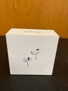 lot 27 image: Apple AirPods Pro (2nd Generation)
