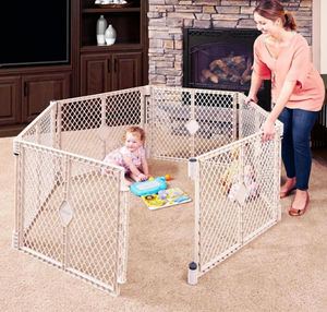 lot 641 image: Toddleroo by North States Superyard 6 Panel Free Standing Play Yard