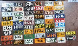 lot 44 image: 59 Vintage Mini License Plates From USA & Canada