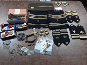 lot 60 image: Lot Of Military Dog Tags, Uniform Patches, Pins & Medals