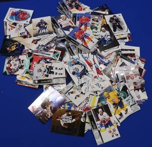 NHL COLLECTIBLE CARDS